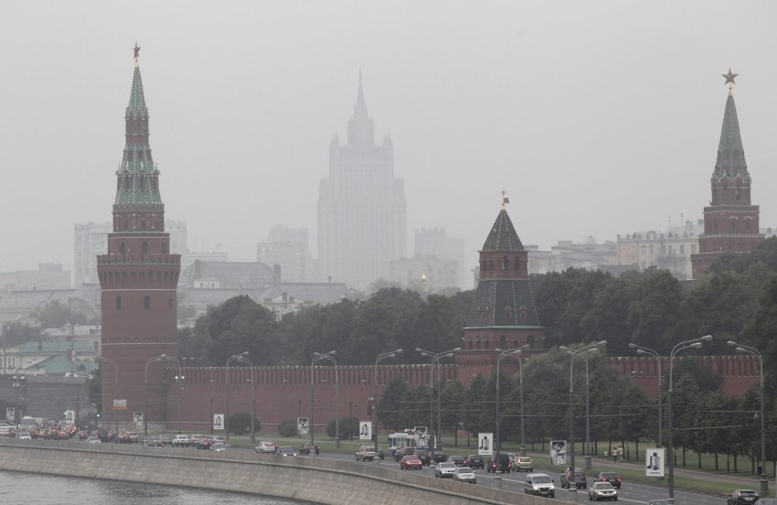 Смог от пожаров над Кремлем. Фото: DPA